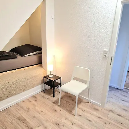 Apartment Modern 6-bedroom With Rooftop Terrace, Free Wi-fi And Parking- Mnd01