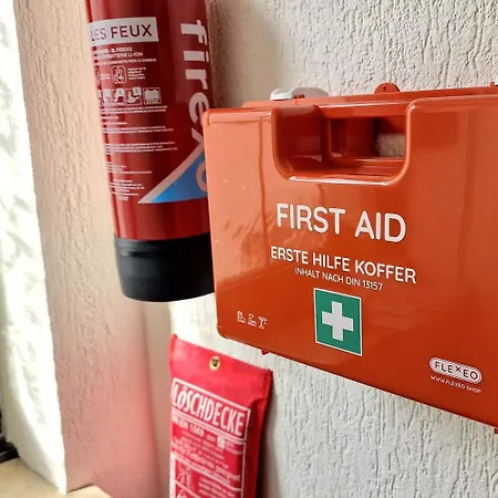 Apartment Modern 6-bedroom With Rooftop Terrace, Free Wi-fi And Parking- Mnd01 Menden