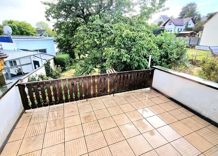 Modern 6-bedroom With Rooftop Terrace, Free Wi-fi And Parking- Mnd01 *