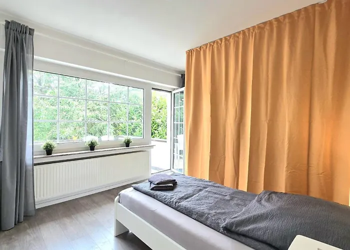 Modern 6-bedroom With Rooftop Terrace, Free Wi-fi And Parking- Mnd01 아파트 *